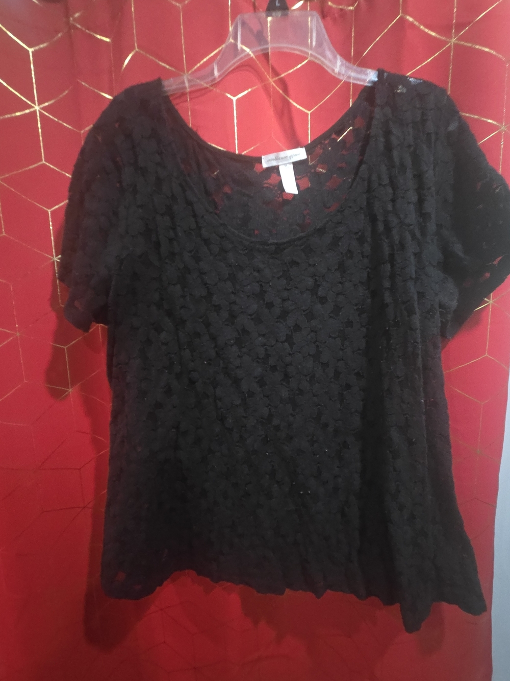Vintage Lace Top With Black Buttons Down The Back. Size 3XL